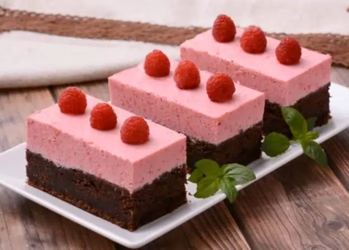 Coko Malina Torta Kora Koja Se Topi U Ustima I