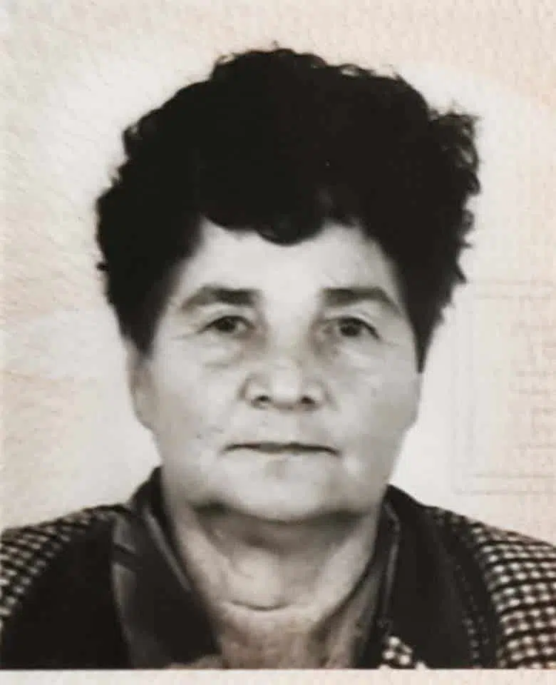 MUJESIRA BAŠIĆ, rođ. AGOVIĆ