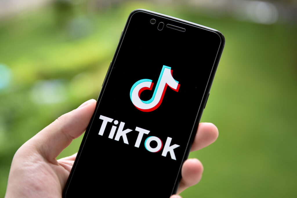 tekst2naslovna