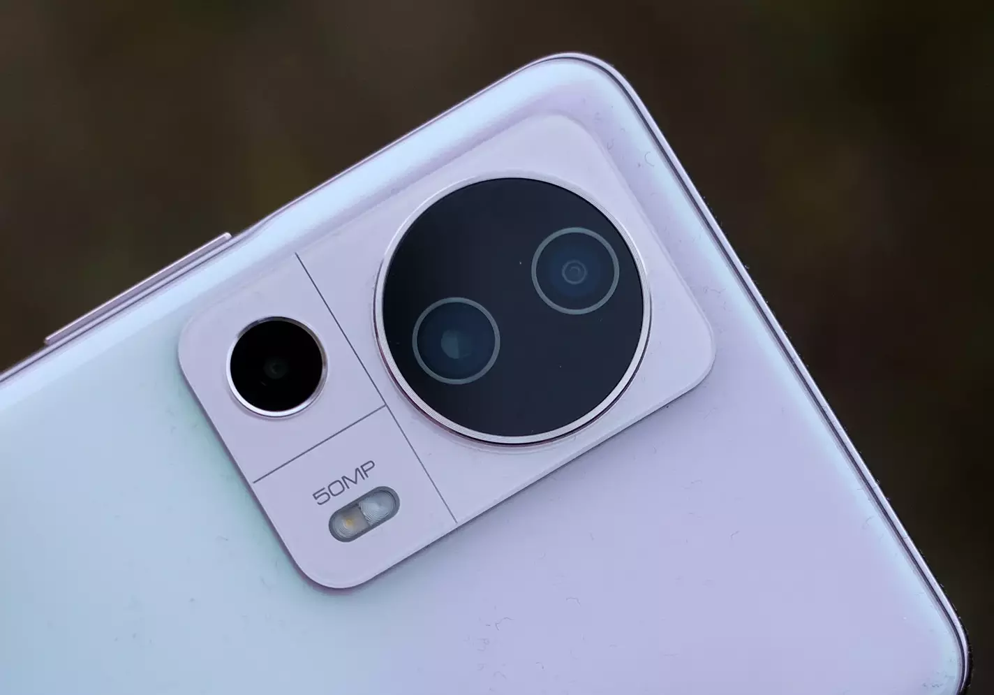 Xiaomi 13 Lite recenzija: Elegantan pametni telefon srednje klase xiaomi 13 lite kamera