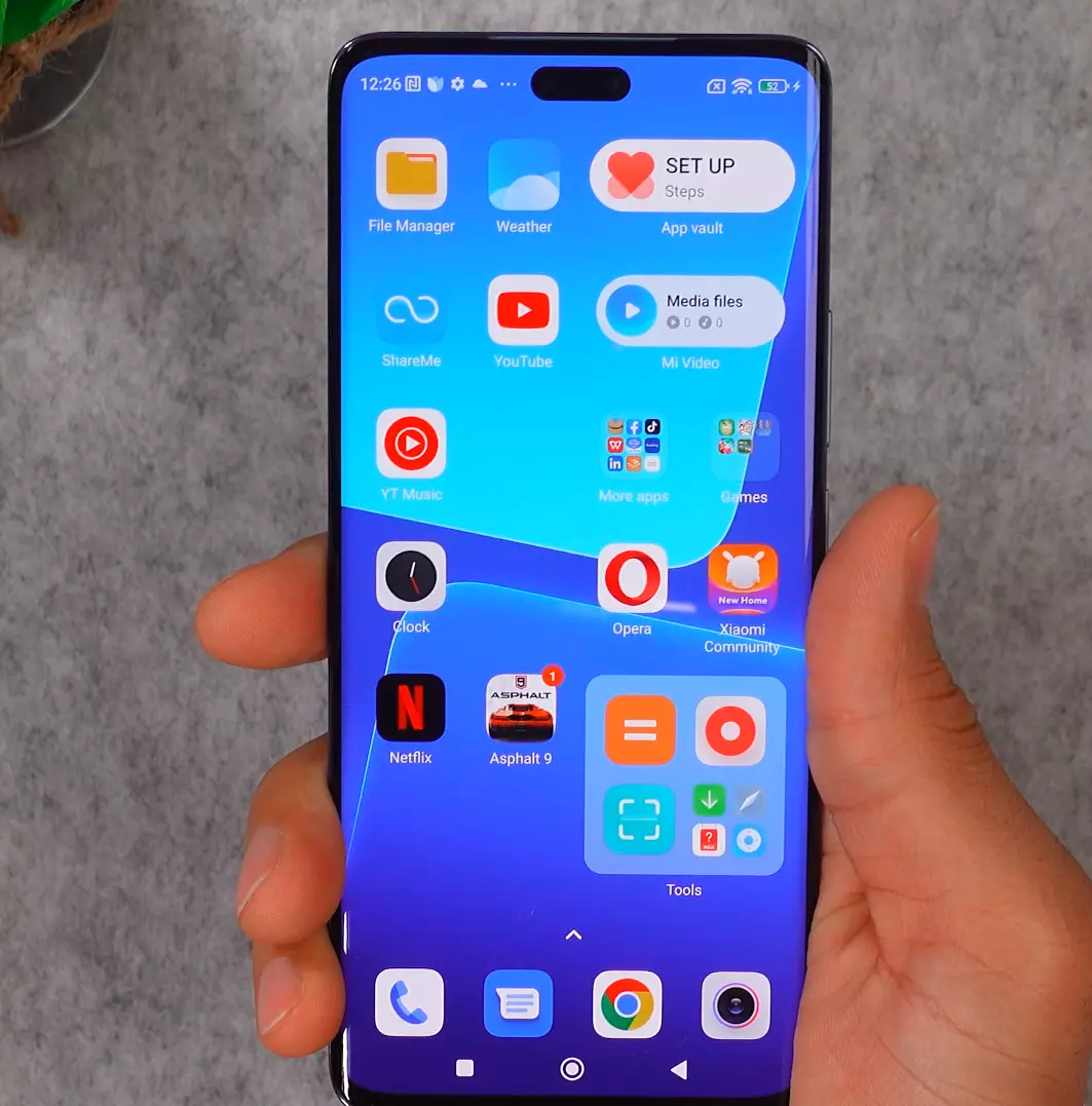 Xiaomi 13 Lite recenzija: Elegantan pametni telefon srednje klase xiaomi 13 lite ekran