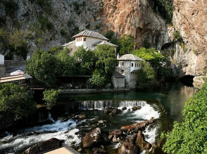1693116241 Bh Turisticki Biser Blagaj Tekija Buna Utvrda Vile S Bazenima