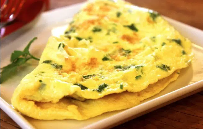 Dorucak Kao Iz Restorana Omlet Sa Spinatom I Sirom