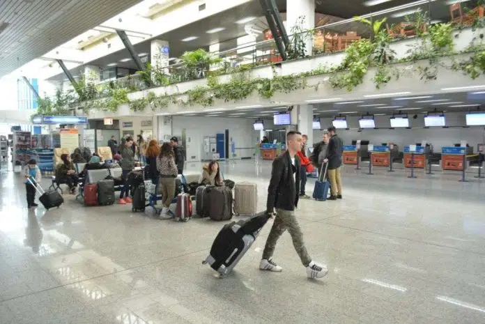 Direkcija Za Civilno Vazduhoplovstvo Ukidanje Putnicke Naknade Nije Opcija