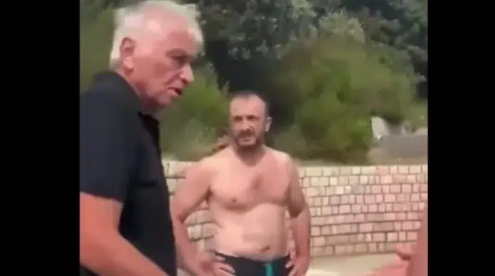 Otjerao Je S Plaze U Baru Zbog Burkinija Reagirao I