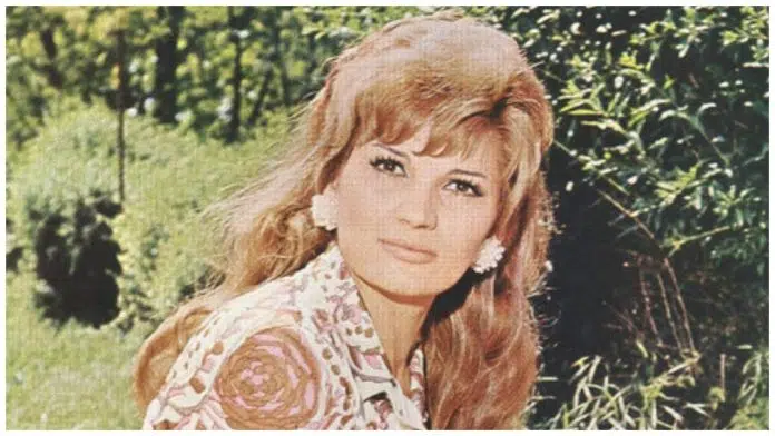 Prica Koja Se Krije Iza Cuvene Pjesme Sta Ce Mi