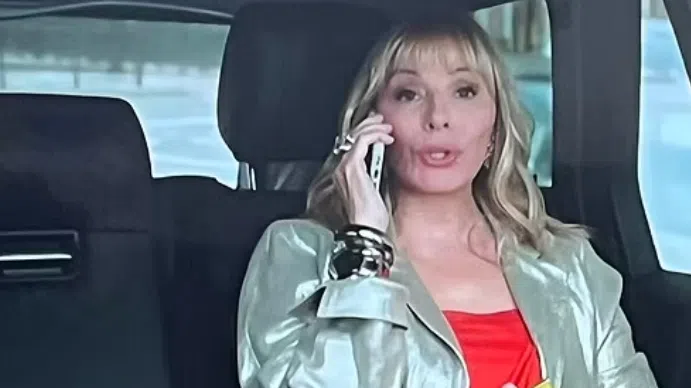 Samantha Jones Ipak Se Vratila Za 60 Sekundi Scene Zaradila