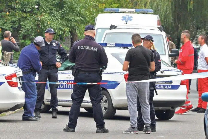 UMRLI SU JEDNO ZA DRUGIM! POTRESNA SUDBINA MUŽA I ŽENE Umrli Su Jedno Za Drugim Potresna Sudbina Muza I Zene