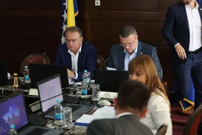 Usvojen program utroška skoro 13 miliona KM za ublažavanje negativnog Usvojen Program Utroska Skoro 13 Miliona Km Za Ublazavanje Negativnog