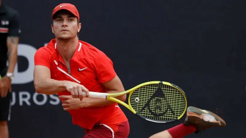 ATP Chengdu: Kecmanović u drugom kolu