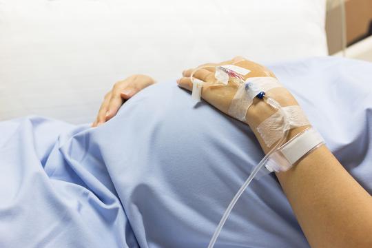 Doktor Iscijepao Pare Otac Bebe Koja Je Ispala Medicinarima Tokom