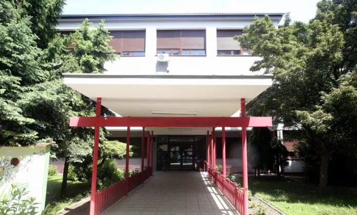 Do Kraja Godine Bit Ce Ureden Okolis 37 Sarajevskih Skola