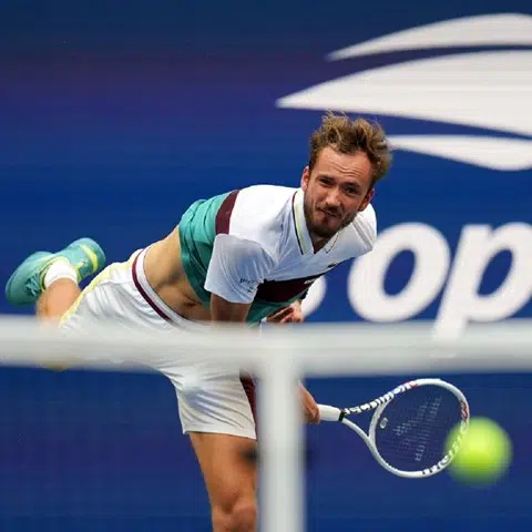 Medvedev je treći polufinalist US Opena. Svladao je Rubljova u Medvedev Je Treci Polufinalist Us Opena Svladao Je Rubljova U