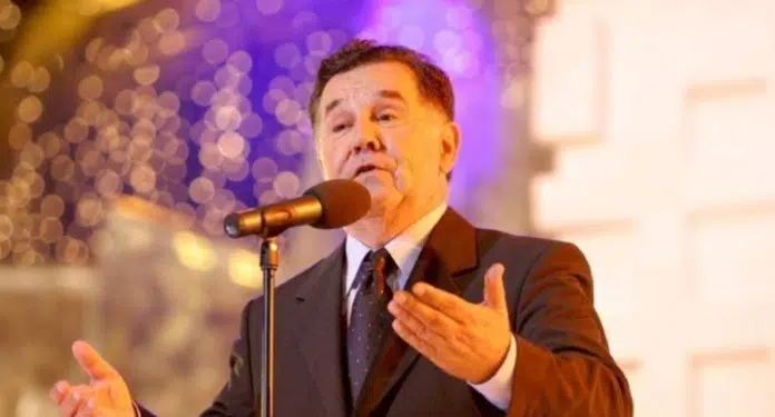 Sjecanje Na Legendu Sevdalinke 16 Godisnjica Preseljenja Legendarnog Safeta Isovica