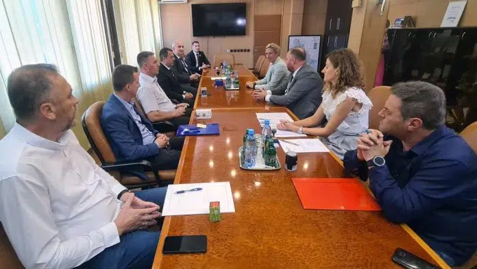 Zdk – Potpisani Ugovori O Dodjeli Poticaja Za Uredenje Poslovnih
