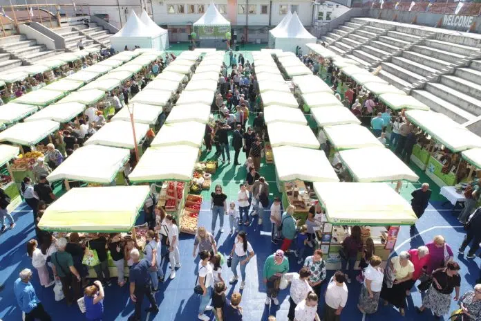 1696565997 344 Foto Food Fest U Konjicu Privukao Goste Iz Svih Krajeva
