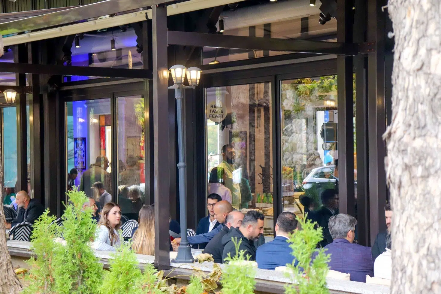 U objektu Bistričke stanice u Sarajevu svečano otvoren turski restoran svjetskog renomea “Mado” – Poslovne novine