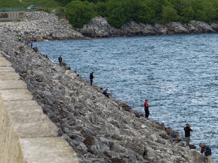 Busko Jezero Najvece U Europi Nema Niti Jedan Turisticki Objekt