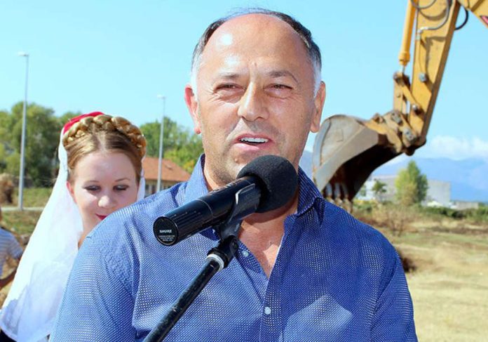 Podignuta Optuznica Protiv Vlasnika Benzinskih Pumpi Neskovic Gadao Radnika Casom