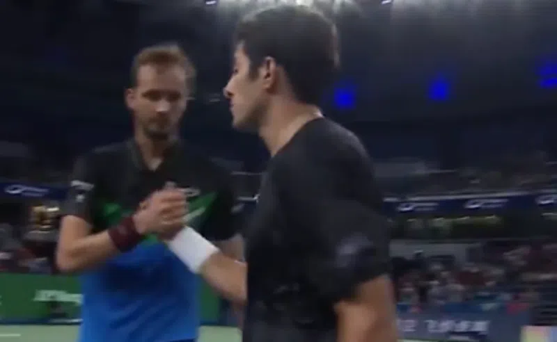 ŠANGAJ MASTERS: Čileanski lagani zalogaj, Medvedev u trećem kolu