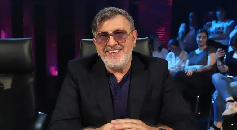 Šerif Konjević jasno kazao šta misli o onim što pjevaju njegove pjesme: “Ne može niko otpjevati kao ja!”