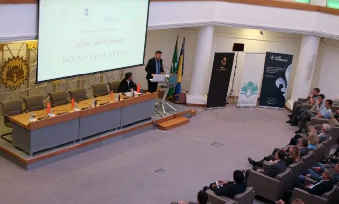U Sarajevu Studentska Konferencija O Aliji Izetbegovicu „Bosna Prije Svega