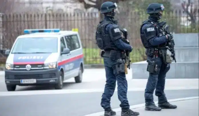 Detalji Akcije U Austriji Razbijena Opasna Narko Banda Na Celu