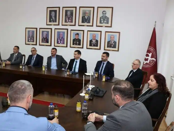 Hnk Implementacijom Projekata Do Jacanja Veza Sa Unmo