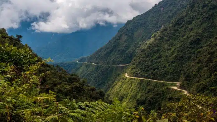 Kad Priroda Preuzme Vlast Nekoc Popularna Cesta Smrti U Boliviji