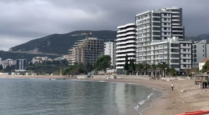 Odbacena Tuzba Poznato Odmaraliste U Crnoj Gori Nije Kosovsko