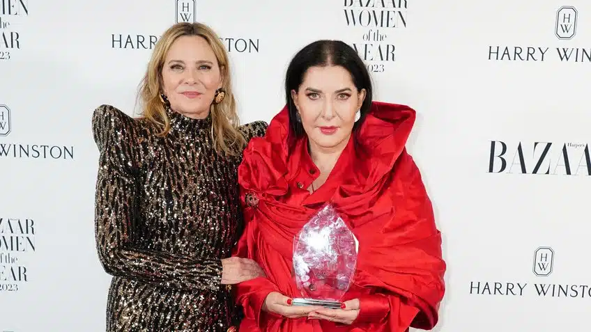 Tako to rade dive: Marina Abramović i Kim Cattrall oduševile svojim izgledom na dodjeli prestižne nagrade
