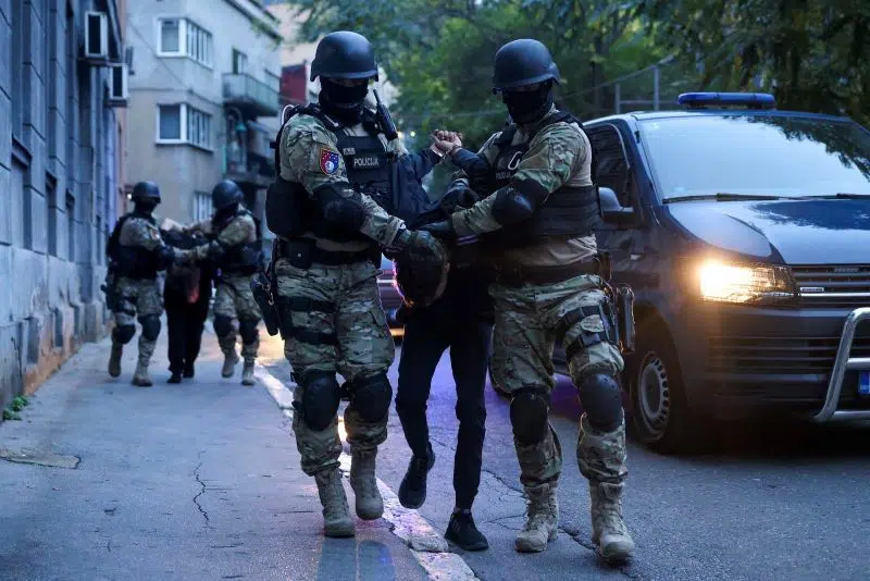 UHAPŠENI ZBOG UBISTVA HARRISA ‘ICEMANA’ OSTERDAHLA DOVEDENI U MUP KS