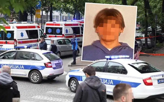 14-GODIŠNJAK JE IZNENADA GRAJU U ŠKOLI PRETVORIO U JAUK I 14 Godisnjak Je Iznenada Graju U Skoli Pretvorio U Jauk I