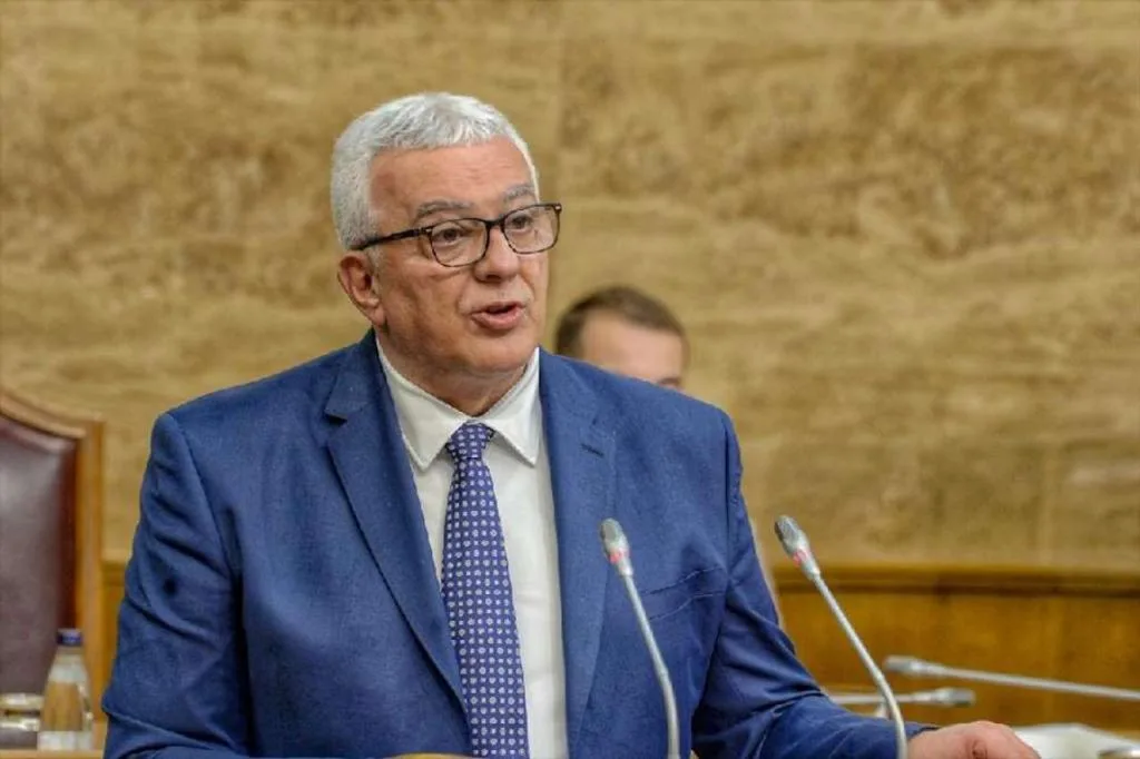 ADŽIĆ PORUČIO MANDIĆU: NEĆE BITI REPRIZE PODGORIČKE SKUPŠTINE