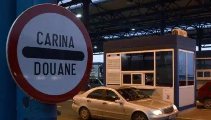 Bh Carinici Od Stranaca Oduzeli 30000 Dolara Pa Gradane Podsjetili