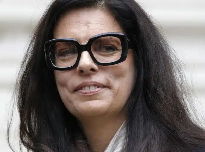 Francuskinja Postala Prva Zena Koja Je Dostigla Bogatstvo Od 100