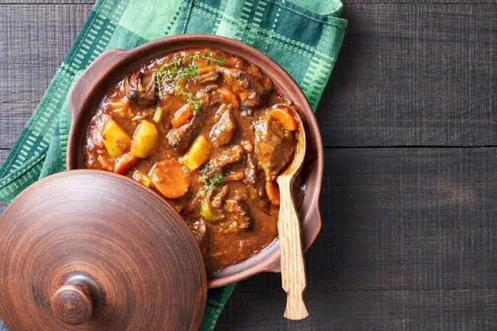 Gulas Iz Rerne Nedjeljni Rucak Koji Ce Oduseviti Cijelu Porodicu