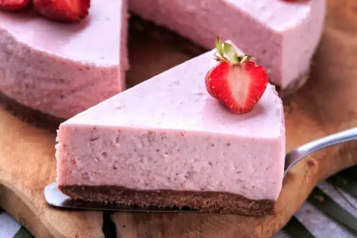 Posna Vocna Torta Sa Keksom Osvjezavajuca I Lagana Poslastica