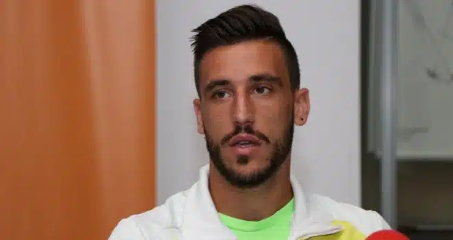 Damir Dzumhur Prozivljava Najteze Trenutke Karijere Oglasio Se Nakon Sto