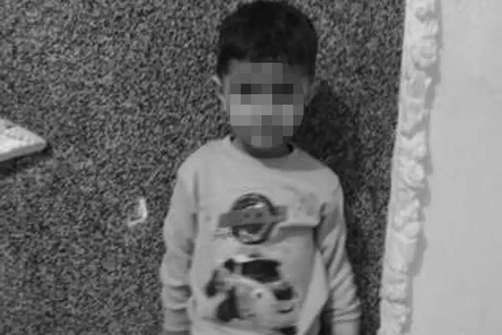 EDINU JE KOMBI PREŠAO PREKO GLAVE I RAMENA: JEZIVO SVJEDOČENJE MAJKE NASTRADALOG DJEČAKA
