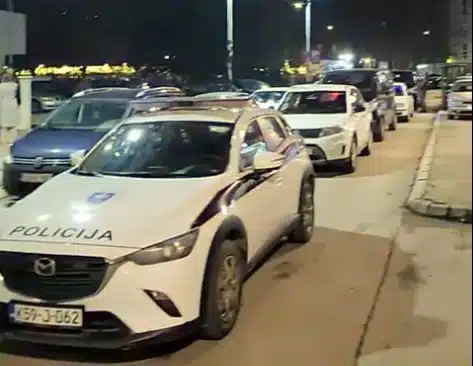 JAKE POLICIJSKE SNAGE U VISOKOM: EVO ŠTA SU ZA HAYAT.BA Jake Policijske Snage U Visokom Evo Sta Su Za Hayatba