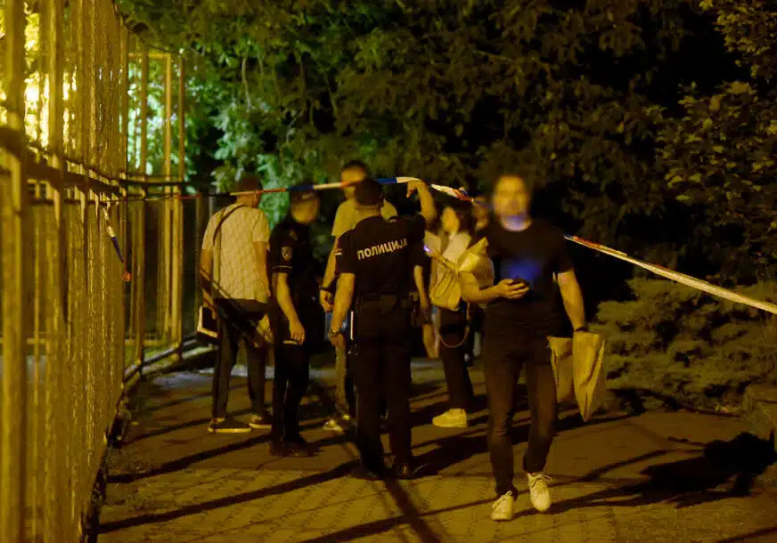 MAJKA ZAPUSTILA MALOLJETNE KĆERKE: PUSTILA PARTNERA DA SEKSUALNO ZLOSTAVLJA JEDNU