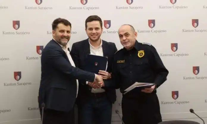 Potpisan Novi Kolektivni Ugovor Izmedu Vlade Kantona Sarajevo I Sindikata