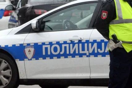 RAZBILI MU NOS U PRIJEPOLJU JER JE PJEVAO ‘BOŽIĆ JE, PUCAJ U DŽAMIJE’