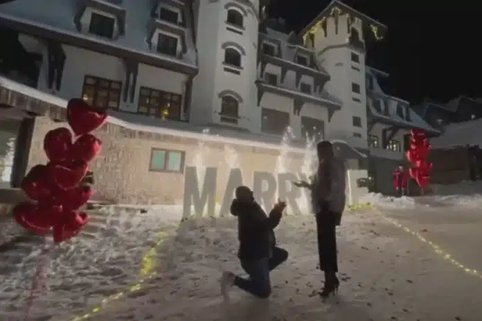 Romanticni Prizori Na Jahorini Mladic Iz Dubaija Zaprosio Sarajku Balonima.webp