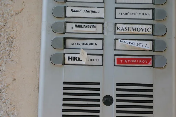 U ovom stanu u Brčkom je odrasla Lepa Brena, evo ko danas tu živi