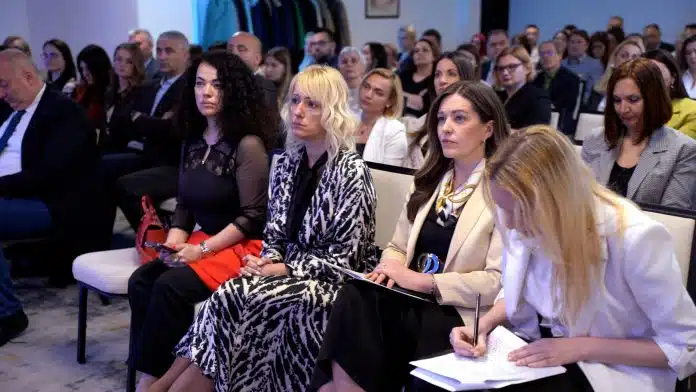 Vijeće stranih investitora u BiH i Agencija za rad i 1714047773 Vijece Stranih Investitora U Bih I Agencija Za Rad I
