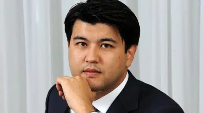 Bivsi Ministar Prebio Suprugu Nasmrt U Restoranu Monstrum Nastavio Da