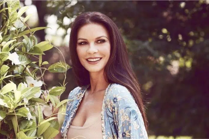 Catherine Zeta Jones Pokazala Mamu Sada Je Jasno Od Koga Je