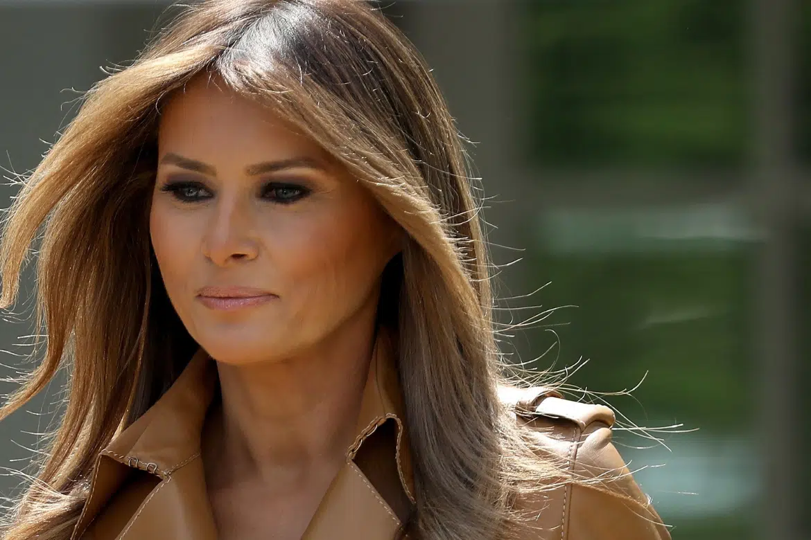 Haljina koja to nije: Cvjetno izdanje Melanije Trump nikoga ne ostavlja ravnodušnim